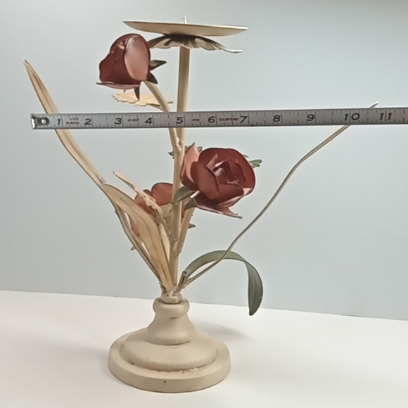 🐿️vintage tole metal floral candle holder. No flaws - Picture 6 of 7